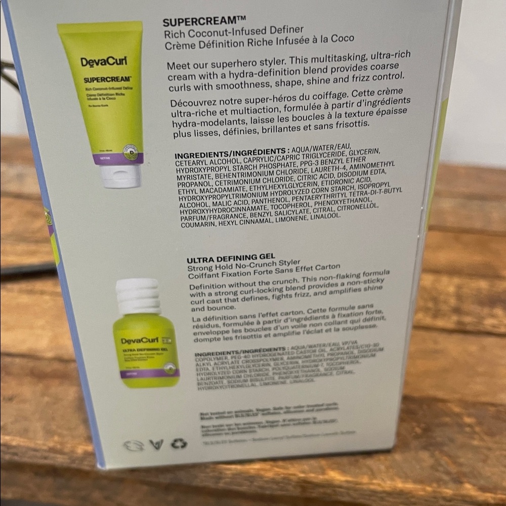 ๐ DevaCurl Essential Starter Kit - Picture 4 of 9